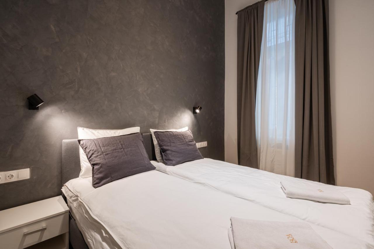 K10 - Kazinczy Street Heritage Suite - Best Location By Bqa Budapest Luaran gambar